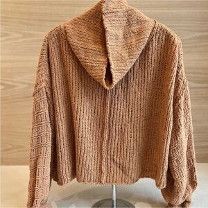 NWT Free People Camel-Colored Cropped Sweater